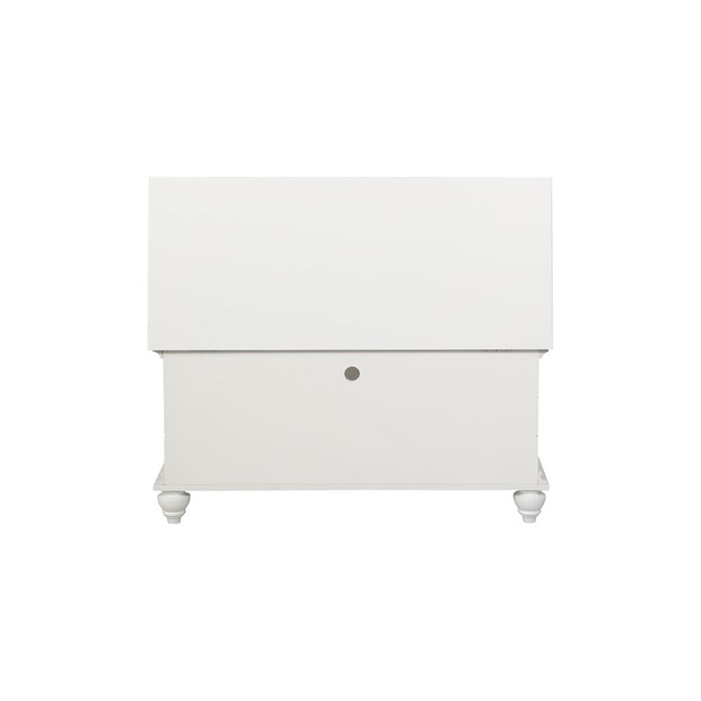 White Cedar Chest with Cedar-Lined Storage