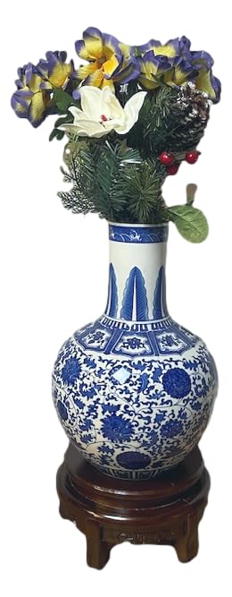 Blue & White Porcelain Vase – Ming Style Globular