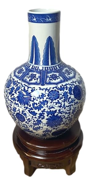 Blue & White Porcelain Vase – Ming Style Globular