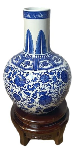 Blue & White Porcelain Vase – Ming Style Globular