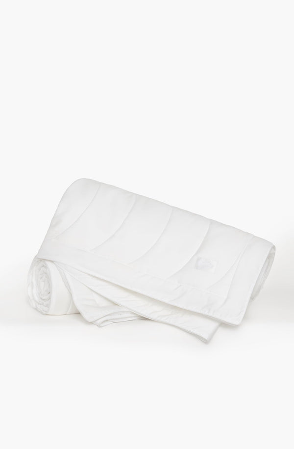 Eucalyptus Lyocell Cooling Comforter — White Lightweight Duvet Insert