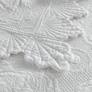 White Floral Cotton Quilt Bedding Set