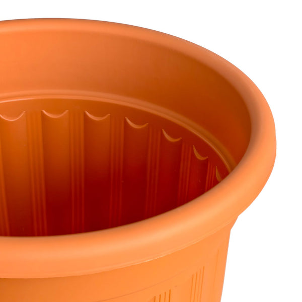 Large Plastic Planters with Drainage & Saucers – Set of 4