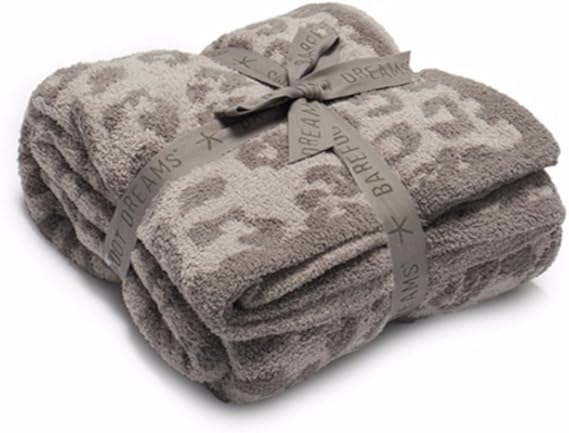 Leopard Print Plush Throw Blanket — Soft Microfiber Knit