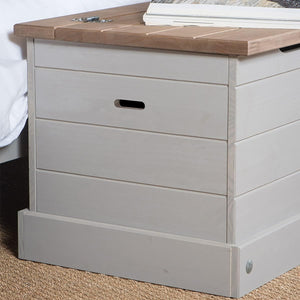 Wooden Storage Trunk & Entryway Bench
