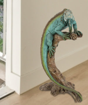 Large Iguana Garden Statue – 22" Tropical Lizard Sculpture