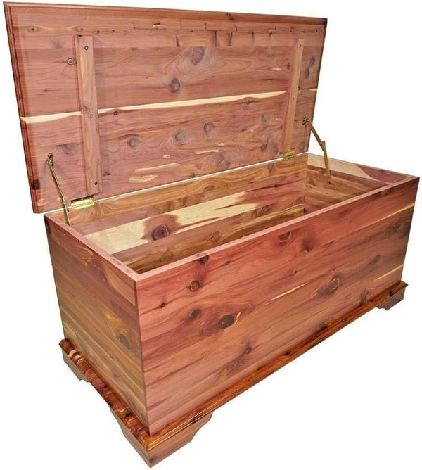 Aromatic Red Cedar Wood Blanket & Linen Storage Chest