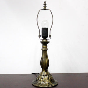 Tiffany Style Stained Glass Dragonfly Table Lamp