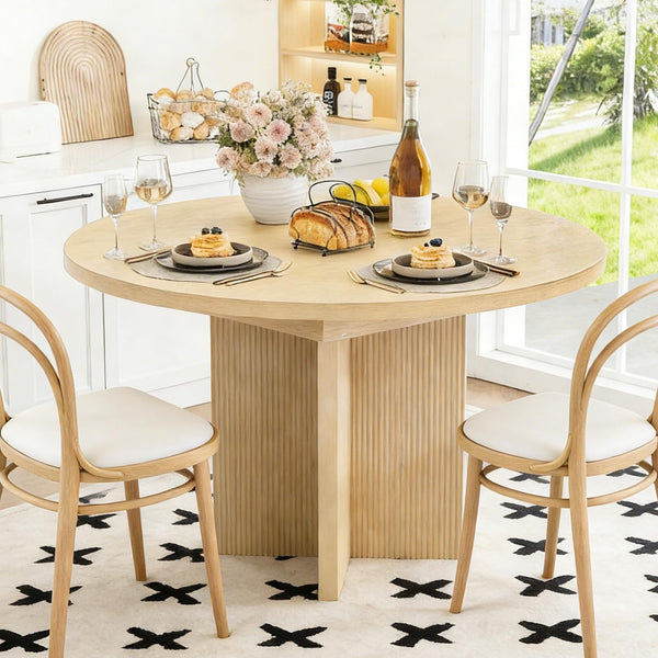 Round to Oval Extendable Dining Table with Extension Leaf