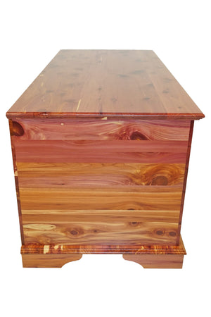 Aromatic Red Cedar Wood Blanket & Linen Storage Chest