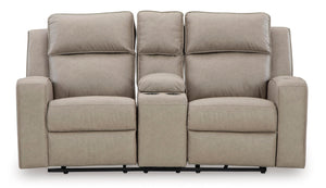 Reclining Loveseat with Console & Cup Holders