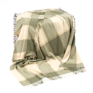 Irish Lambswool Throw Blanket – Cream & Green Check Tartan
