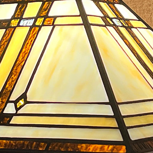 Tiffany Style Stained Glass Table Lamp – Cream, 12x19 Inch