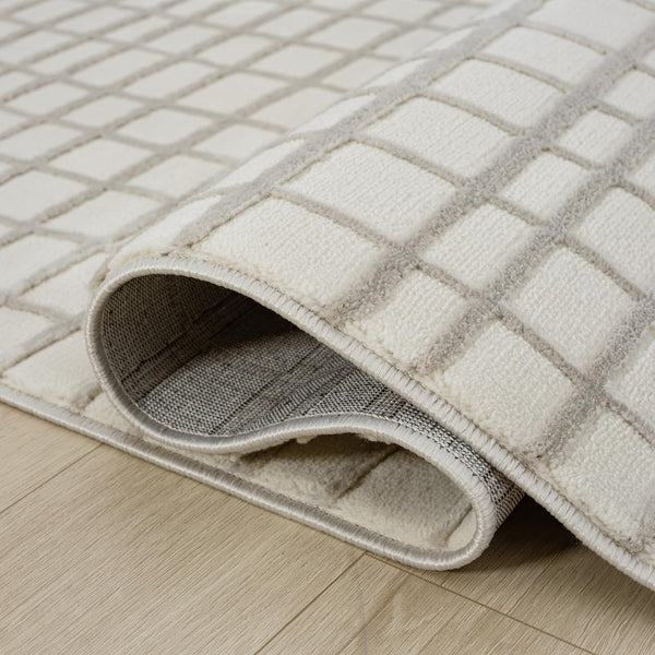 Cream Geometric Area Rug – Plush, Soft & Machine Washable