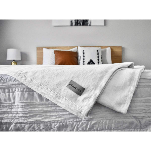 All Seasons Cotton Throw Blanket – White