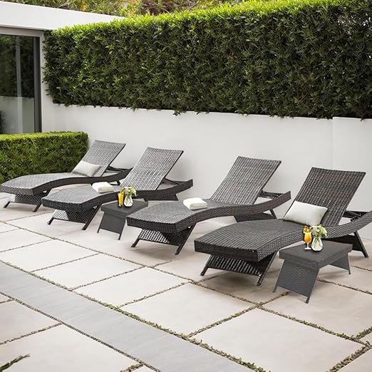 Outdoor Wicker Chaise Lounge Chair