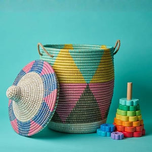 Wicker Laundry Basket with Hooded Lid