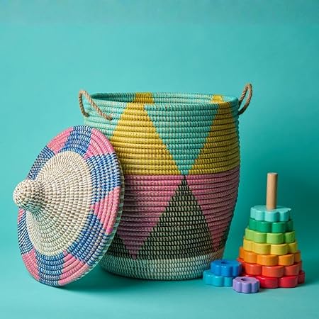Wicker Laundry Basket with Hooded Lid