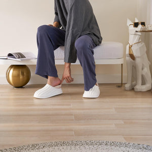 Upholstered Boucle Entryway Bench with Metal Legs