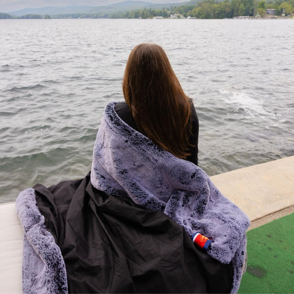 Reversible Faux Fur Waterproof Throw Blanket
