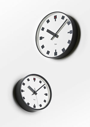 Star-Shaped Analog Wall Clock
