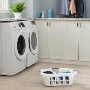 Small Hip-Hugger Laundry Basket 2.1 Bushel with Carrying Handles