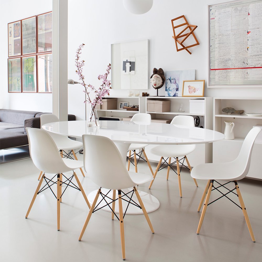 Mid-Century Modern Plastic Dining Chair – Set of 4