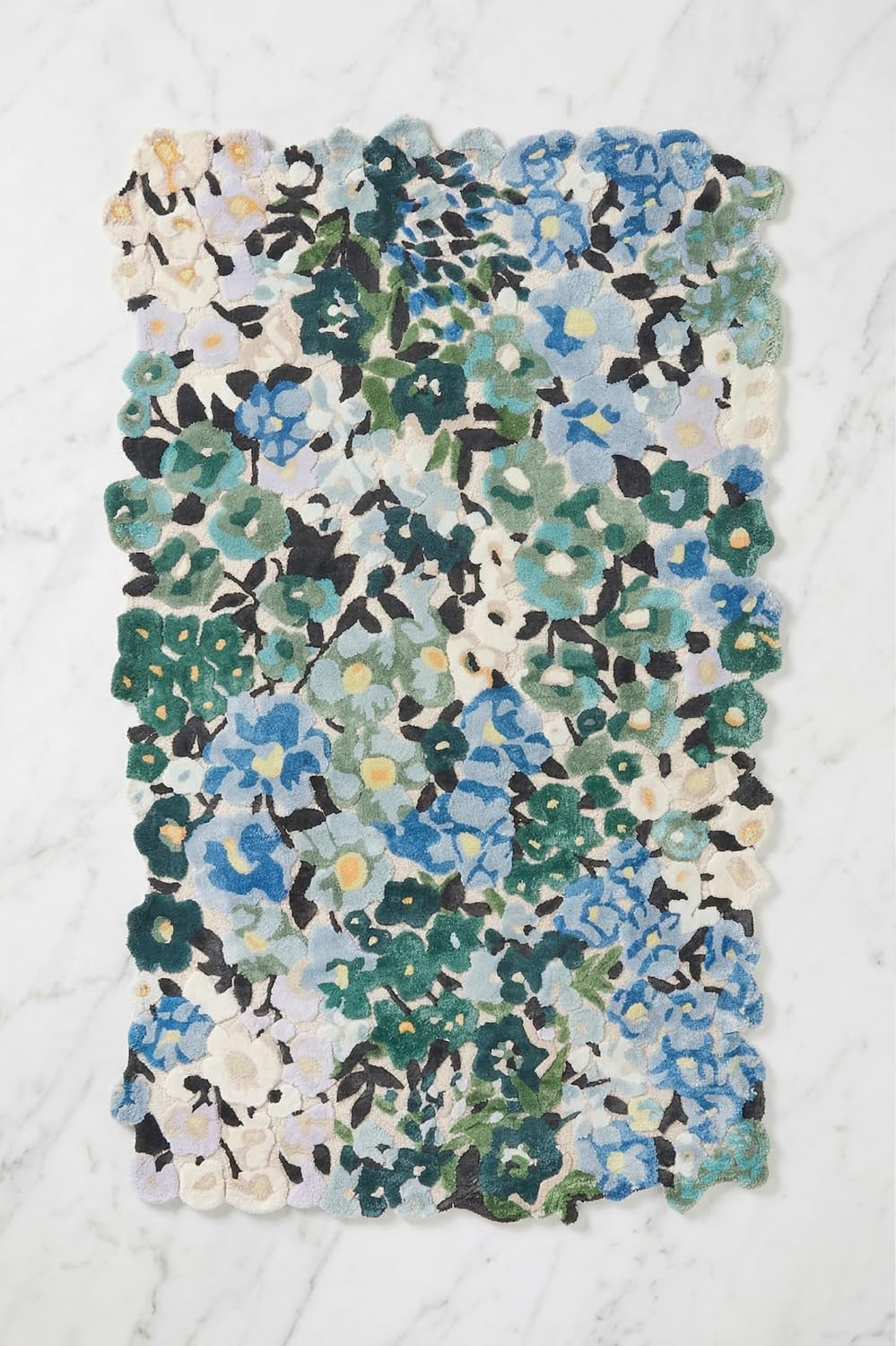 Hand-Tufted Wool Area Rug – Floral Cassia Design