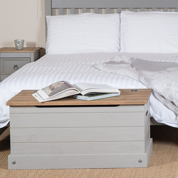 Wooden Storage Trunk & Entryway Bench