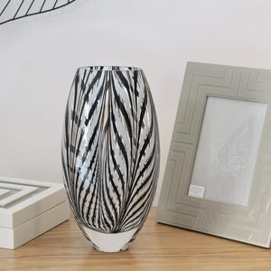 Hand Blown Art Glass Vase – Feather Pattern