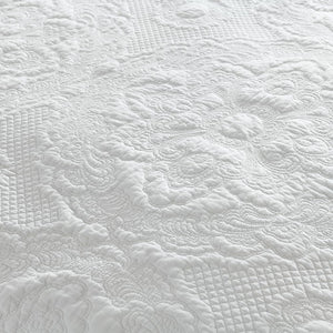 White Floral Cotton Quilt Bedding Set
