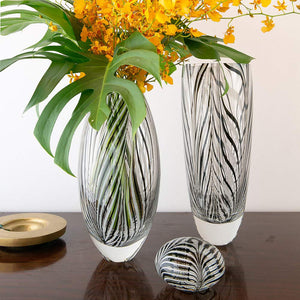 Hand Blown Art Glass Vase – Feather Pattern