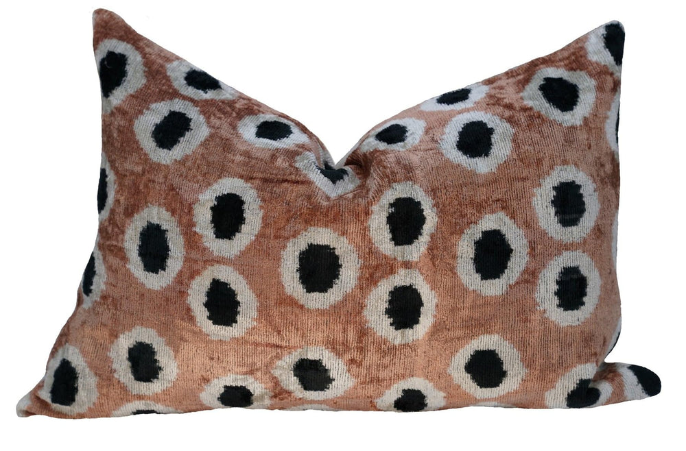 Velvet Throw Pillow – Gold & Black Dot, 16x24"