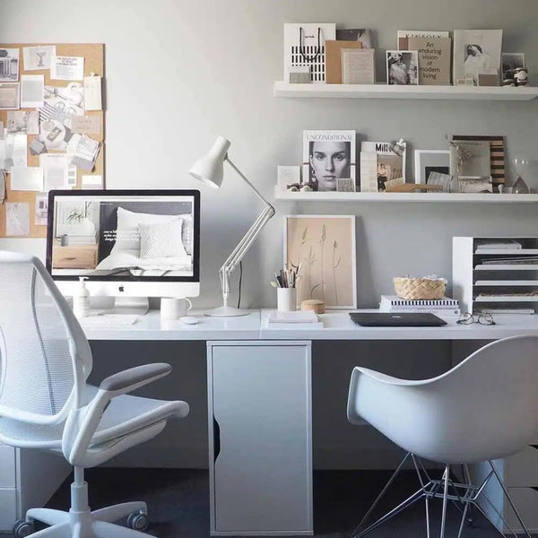 Type 75 Adjustable Desk Lamp