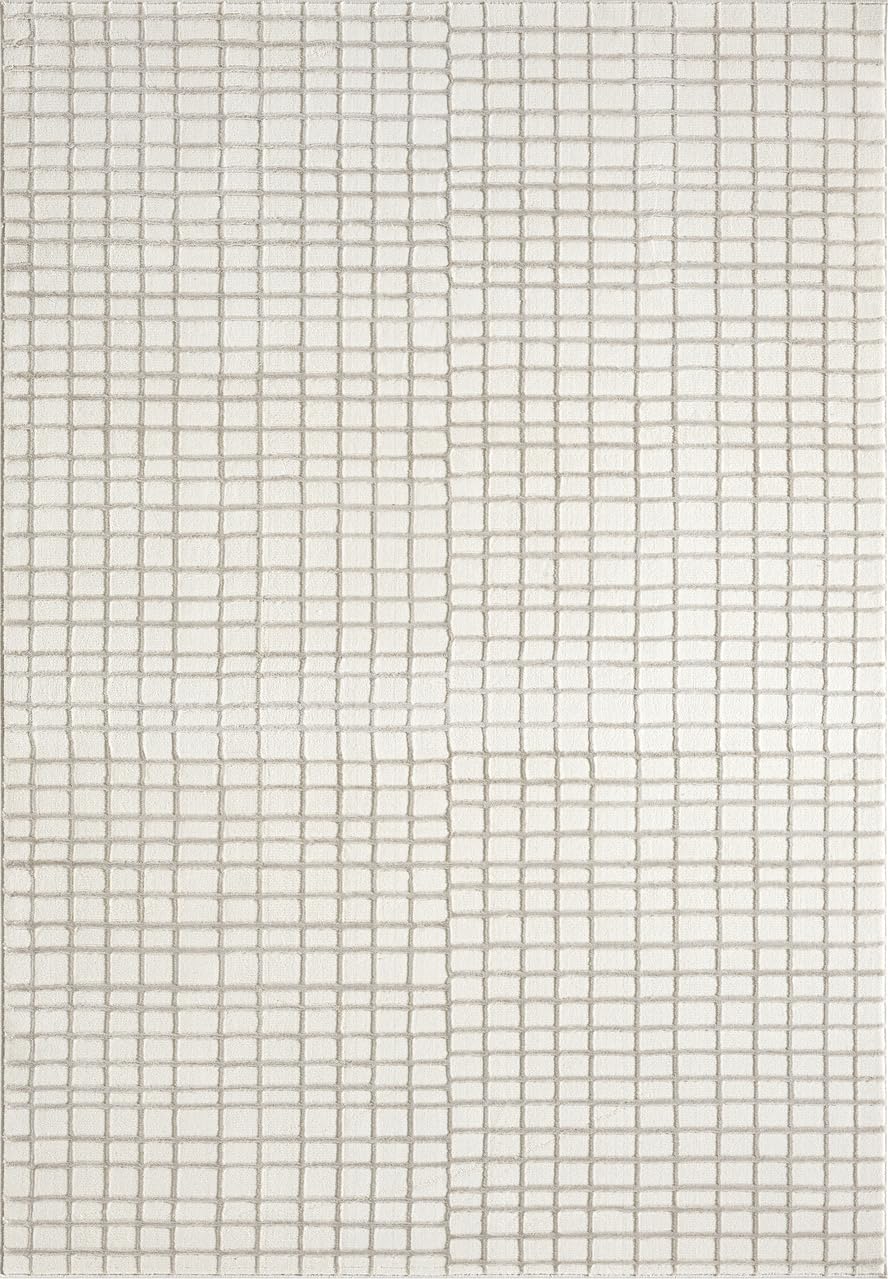 Cream Geometric Area Rug – Plush, Soft & Machine Washable