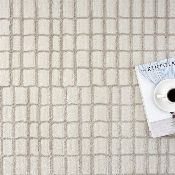 Cream Geometric Area Rug – Plush, Soft & Machine Washable