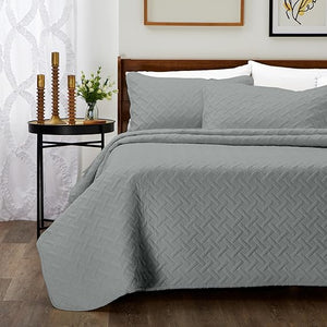 Bamboo Quilt Set – 3-Piece Quilted Coverlet with Pillow Shams