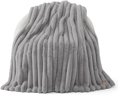Faux Fur Throw Blanket – Reversible Plush Bubble Design, 50" x 70"