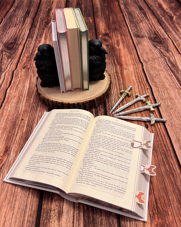 Raven Bookends – Black Resin