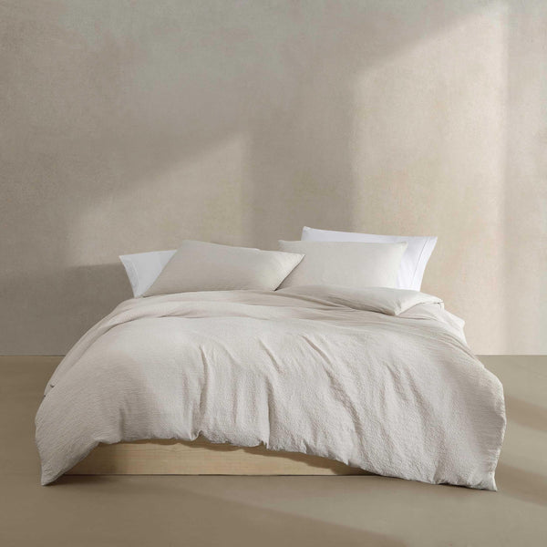 Seersucker Duvet Cover Set with Shams | Queen & King