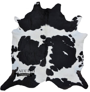 Black & White Cowhide Rug 5x7