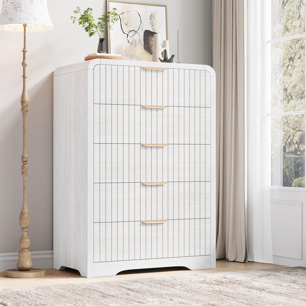 Fluted 5-Drawer Dresser – White