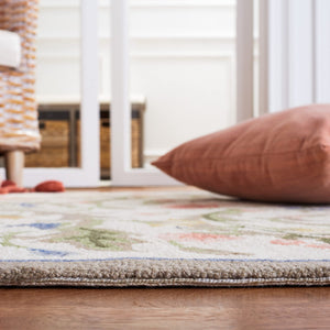 Hand-Hooked Wool Oval Area Rug – 3' x 5' | French Country, Oriental Pattern