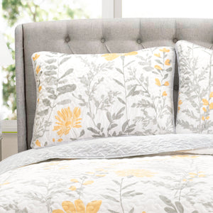 Reversible Floral Quilt Set — Full/Queen & King