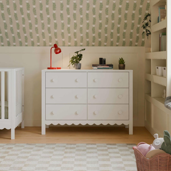 Scallop 6-Drawer Dresser