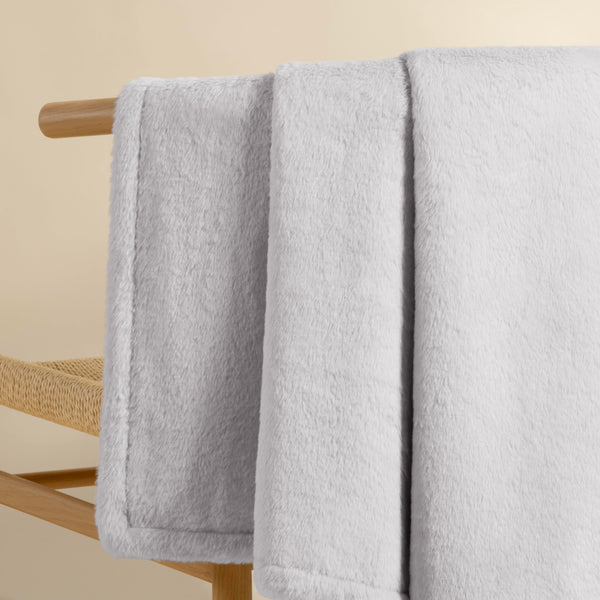 Faux Fur Throw Blanket 50x70 – Plush Cozy Hypoallergenic Throw