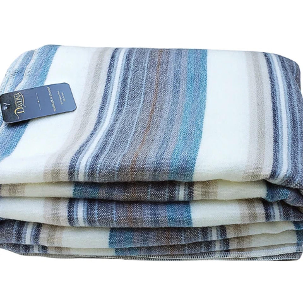 Alpaca Wool Throw Blanket — Soft, Lightweight & Breathable | Queen Size