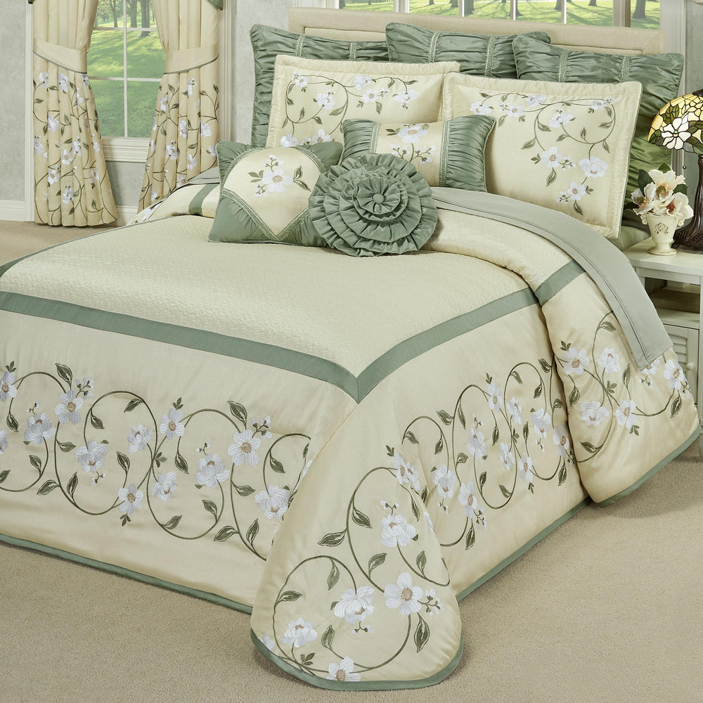 King Magnolia Floral Bedspread Set – 3 Piece