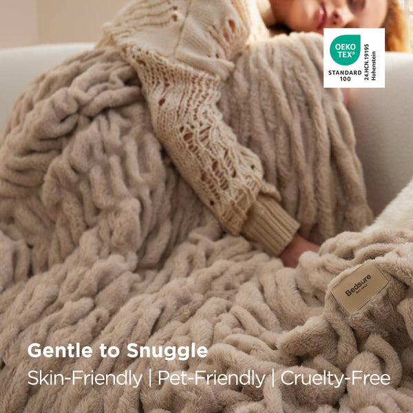 Faux Fur Throw Blanket – Double-Sided Plush 50"x60"