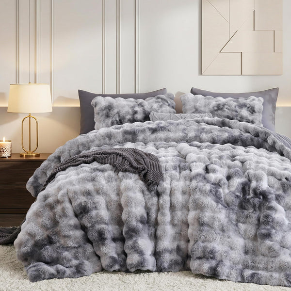 Faux Rabbit Fur Bubble Comforter Set with Pillowcases